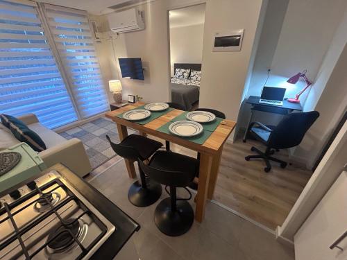 2 ambientes, cómodo y central