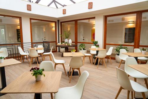 Koplietošanas atpūtas telpa ar TV, Torre de Jaco - Wellness Inn in Toraka