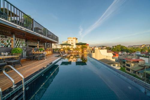 Tonkin Luxury Boutique Hotel & Spa - 수영장