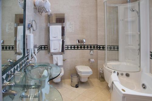 Hotel Livingston - image 3