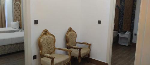 Grand Royal Hotel - image 3