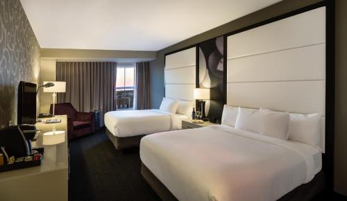 TRYP by Wyndham Savannah - image 13