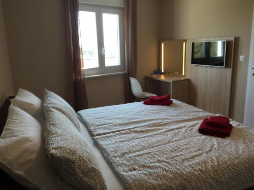 Apartment Panoss - image 9