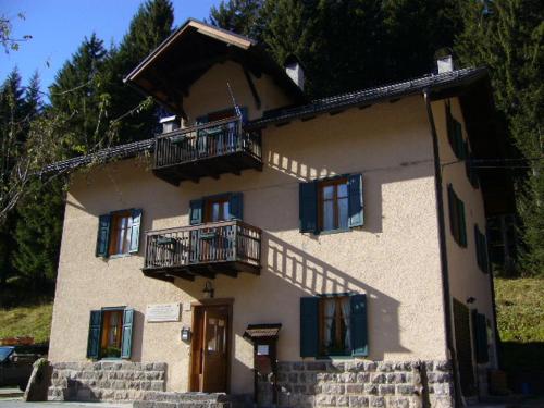 Ostello SanMartino - Accommodation - San Martino di Castrozza