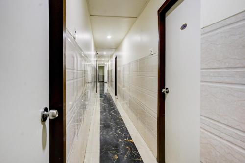 ردهة, Collection O Ulhasnagar Railway Station Formerly Hotel Derby in Ulhasnagar