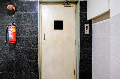 Collection O Ulhasnagar Railway Station Formerly Hotel Derby – Ulhasnagar, KY