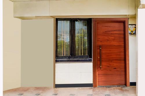 Collection O Ulhasnagar Railway Station Formerly Hotel Derby – Ulhasnagar, KY