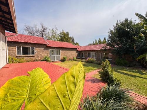 Giardino, De'Lush Oasis in Pretoria