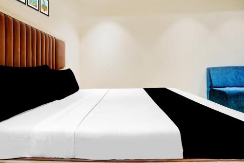 Collection O Ulhasnagar Railway Station Formerly Hotel Derby – Ulhasnagar, KY