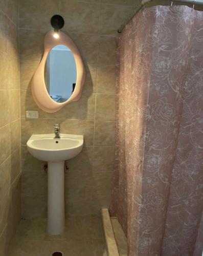 Escape in style! 200 meters from Sambil! in 팜파타르