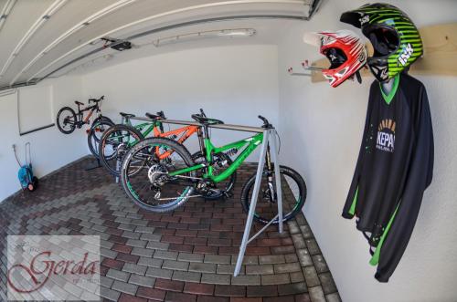 A Hotel Com Haus Gerda Guest House Fiss Austria Price