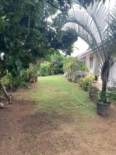 Hage, Chez Hiki in Afaahiti