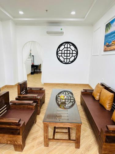 khach san yen chau 2 near Tra Su Forest