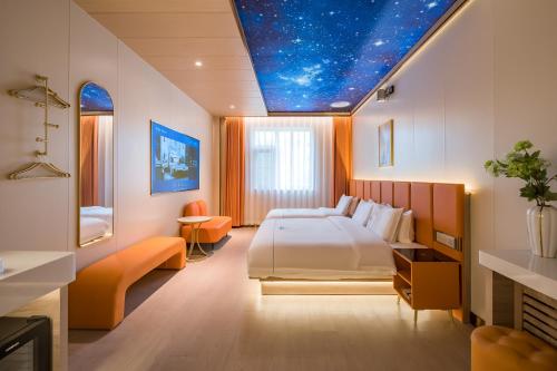 Dequan Luxury Hotel, near Bird's Nest Stadium and China National Convention Center  in China National Convention Center & Olympic Village