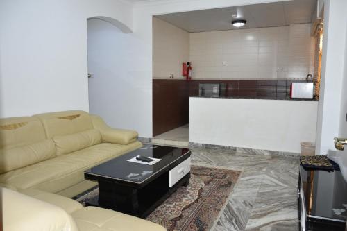 ROYAL SUITE HOTEL APARTMENT in Saham