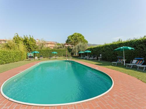  Elegant apartment on Lake Trasimeno in Tuoro sul Trasimeno