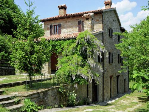  Timeless Holiday Home in Apecchio with Garden in Apecchio
