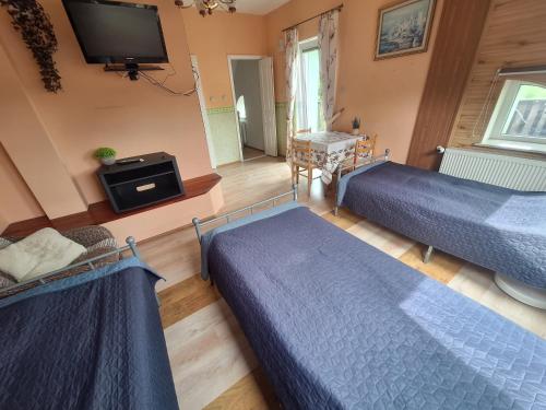 Gospodarstwo Agroturystyczne Bukowy Jar in 波烏琴-茲德魯伊