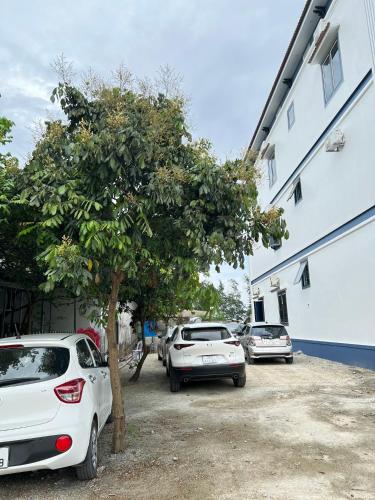 Thanh Bình hotel (Thanh Binh hotel) in ชายหาดเทียนกัม