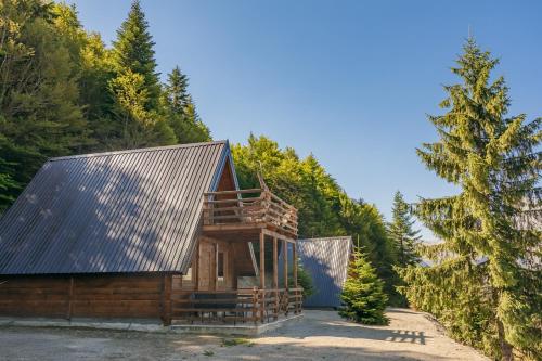 Komovi Luxury House in Krajista