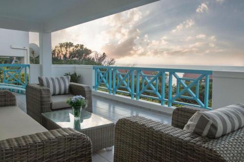 9 Aruba, Ballito