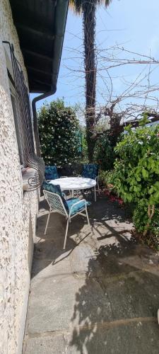 Erkély/terasz, Doppelzimmer Madonnone 10, 6989 Purasca, Schweiz in Croglio
