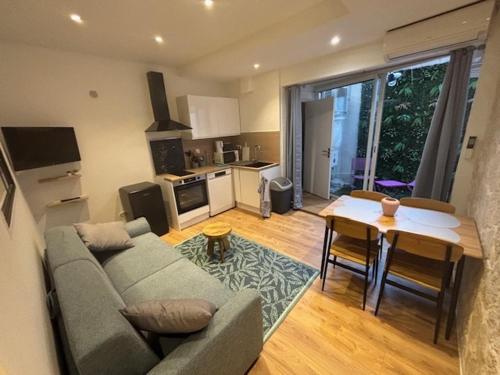 1 bedroom APT - heart of Old Antibes, Antibes (fotografie 10)