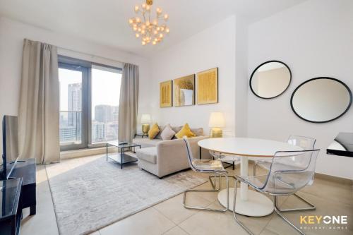Sophisticated One Bedroom with Full Marina View, Dubaj (fotografie 2)