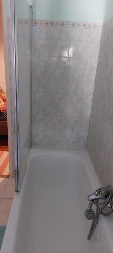 Maison vieilles pierres proche plages in Fabregues