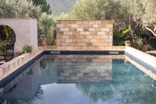 Casale Domenica in Castelluzzo