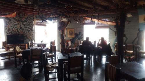 VISTA AL LAG0 Posta Huayra y resto in 羅迪奧