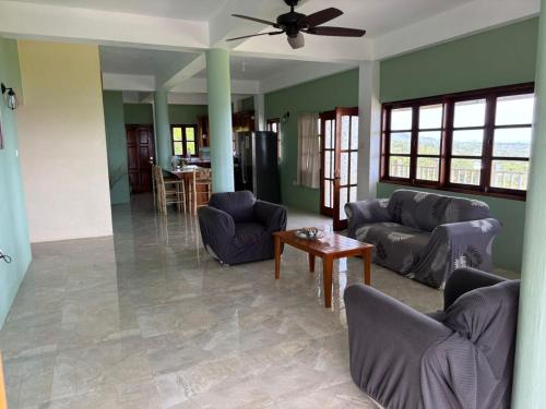 Desired View vacation rentals in フォン ドゥ