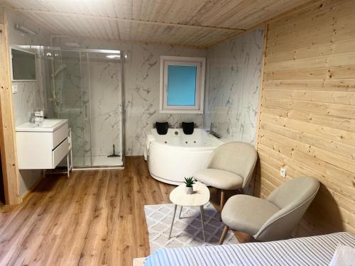 Glamping - domačija Lamperček, Velenje (foto 9)
