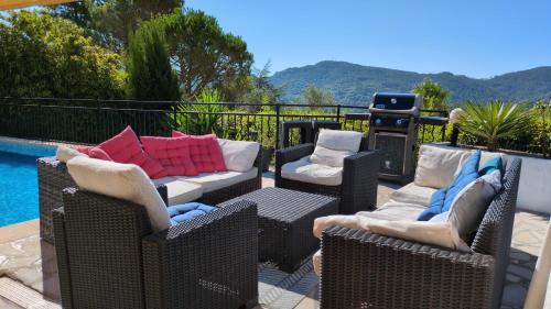 Beautiful Provencal villa in Les Adrets-de-l'Esterel