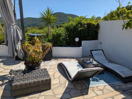 Beautiful Provencal villa in Les Adrets-de-l'Esterel