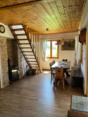 Ubytování Ranč Malenice (Ubytovani Ranc Malenice) in Hluboka Nad Vltavou