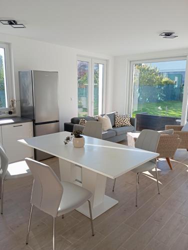 Apartment Vadrózsa, Privatgarten mit Seeblick (Apartment Vadrozsa, Privatgarten mit Seeblick) in 鮑洛托瑙考利
