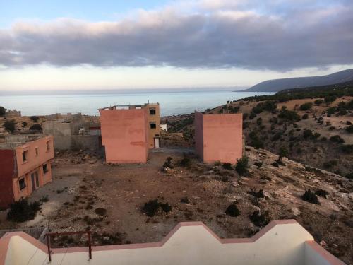 타가주 Belle maison avec terrasse aghroud 2성급 싱글룸 레스토랑