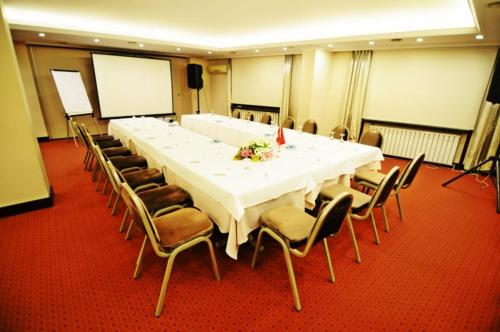Silivri Park Hotel - image 9