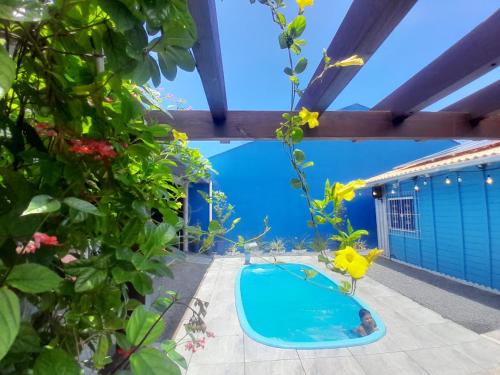 Casa Azul Jardim Giovana in Sao Francisco Do Sul