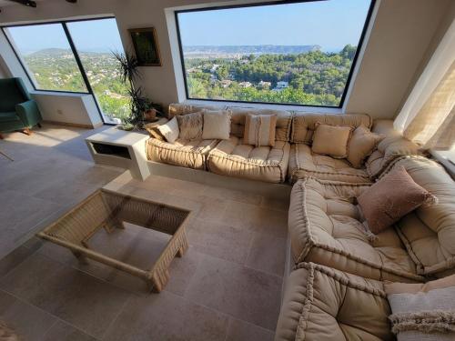 Charmante villa avec vue mer in เมเดีย ลูนา