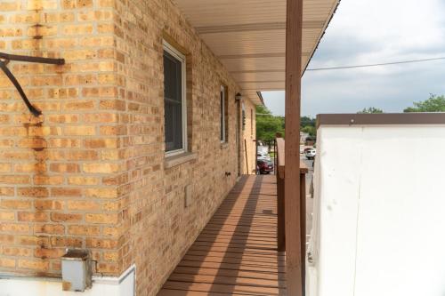 The Modern Rooftop Retreat in Mundelein (Illinois)