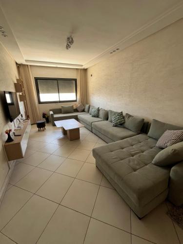 設施, Dar laakbira in 布斯尼卡