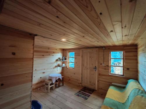 virtuve, Towers Inn Cottage in Chvabiani