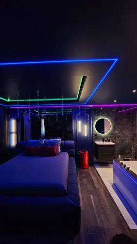 Love room - Xtase By luxuria Cannes photo 2