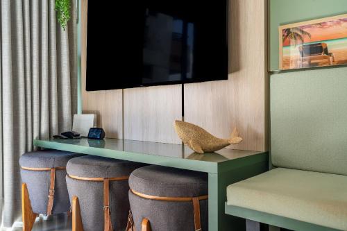 Elegante Ap | 3 Quartos c/Ar | 100m Praia do Forte