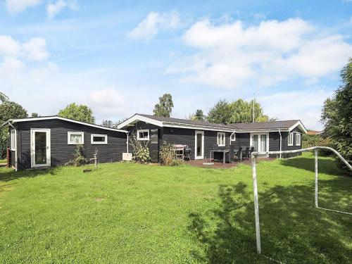 6 person holiday home in Jægerspris-By Traum