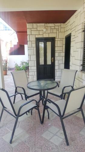 Apartment - Ground Floor image 4