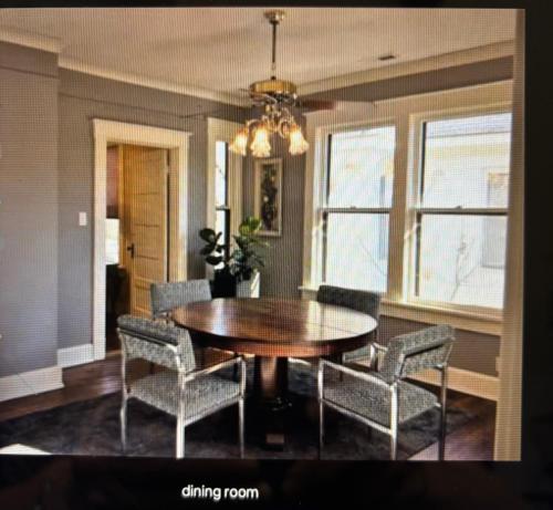 The Madison House Upstairs Apartment near Overton Park