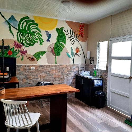 2 Room 1 ba close to SJO airport, Poas and waterfalls in Agonia
